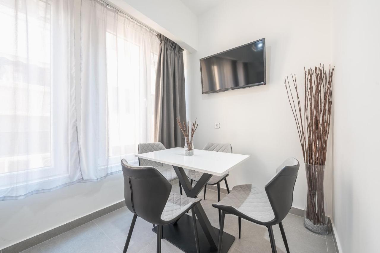 Iguana Gold Luxury Suites 2 아테네 외부 사진